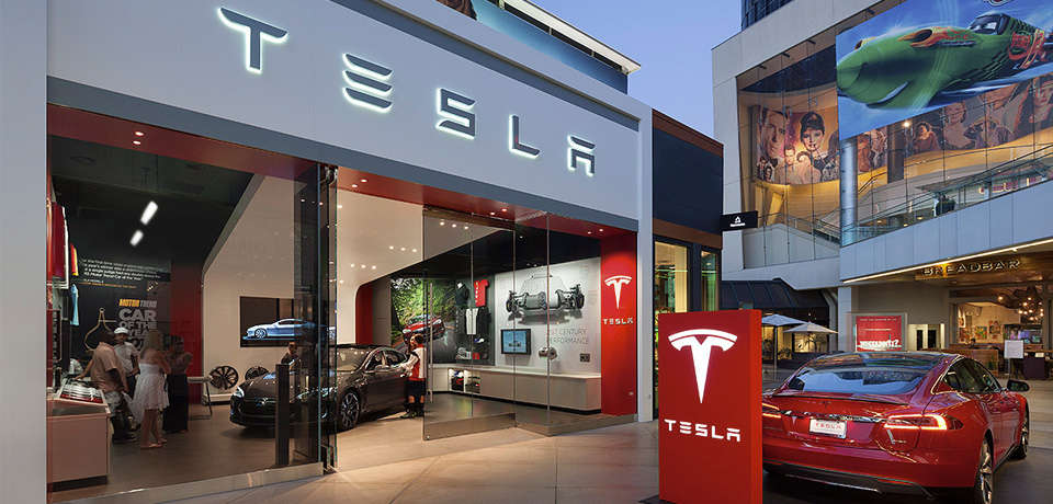 tesla_retail_century_city